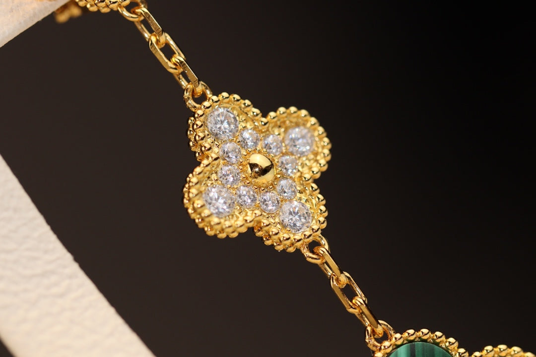 [Star Jewelry]CLOVER EARRINGS GOLD MALACHITE DIAMOND 3 MOTIF