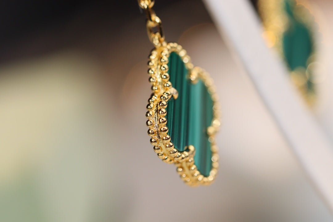 [Star Jewelry]CLOVER EARRINGS GOLD MALACHITE DIAMOND 3 MOTIF