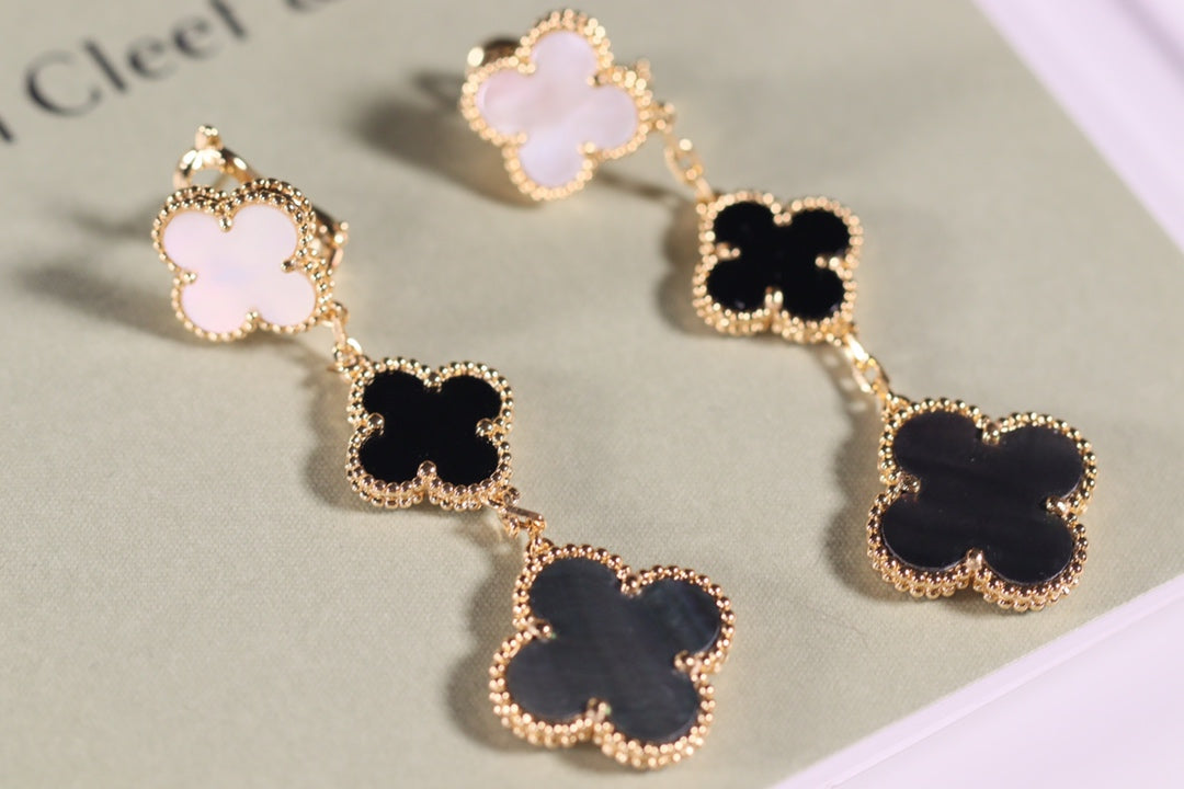 [Star Jewelry]CLOVER EARRINGS GOLD ONYX MOP 3 MOTIF