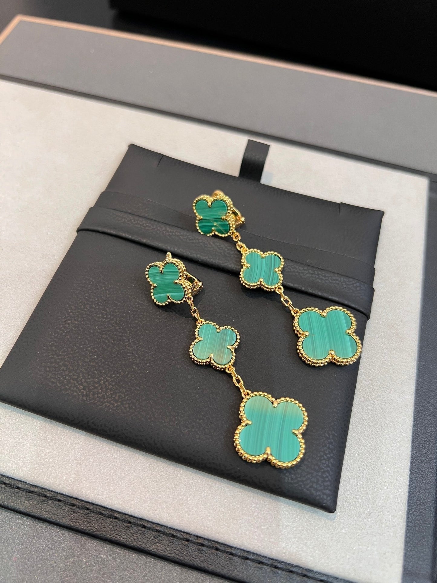 [Star Jewelry]CLOVER MALACHITE 3 MOTIFS GOLD