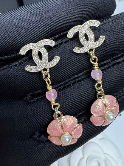 [Star Jewelry]26C Pink Camellia Enamel Pendant with Double C Earrings