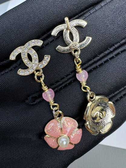 [Star Jewelry]26C Pink Camellia Enamel Pendant with Double C Earrings