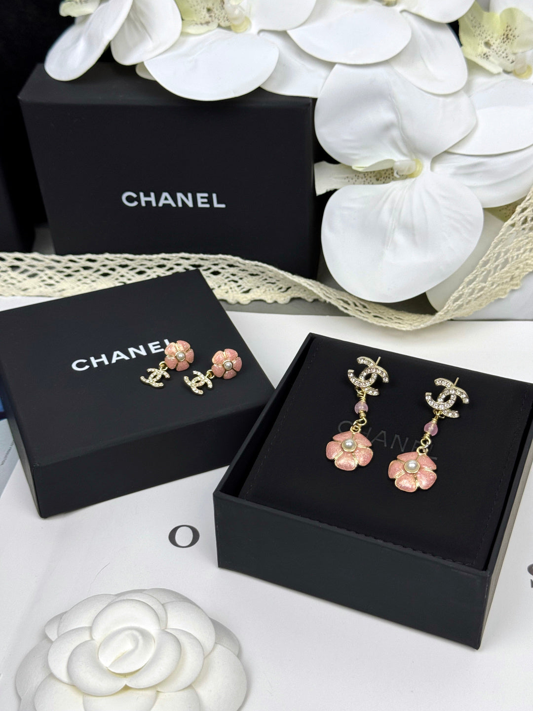 [Star Jewelry]26C Pink Camellia Enamel Pendant with Double C Earrings