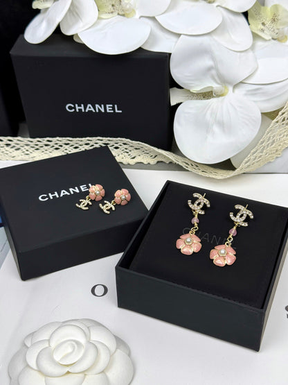 [Star Jewelry]26C Pink Camellia Enamel Pendant with Double C Earrings