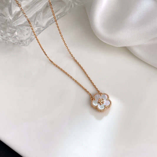 [Star Jewelry]LUCKY  WHITE MOP  PLUM BLOSSOM NECKLACE